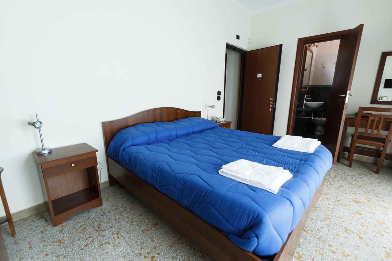 Villa Emilia Поццуолі Номер фото