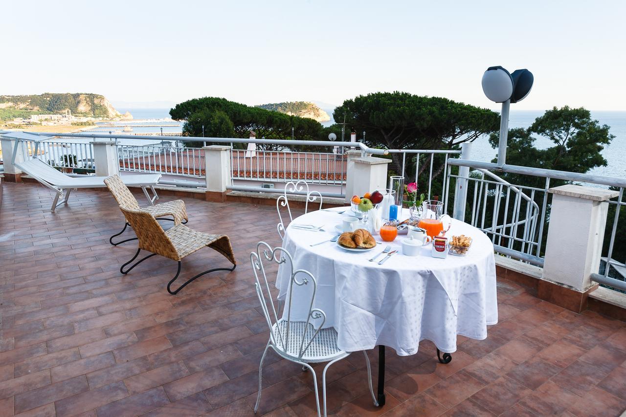 Villa Emilia Поццуолі Екстер'єр фото