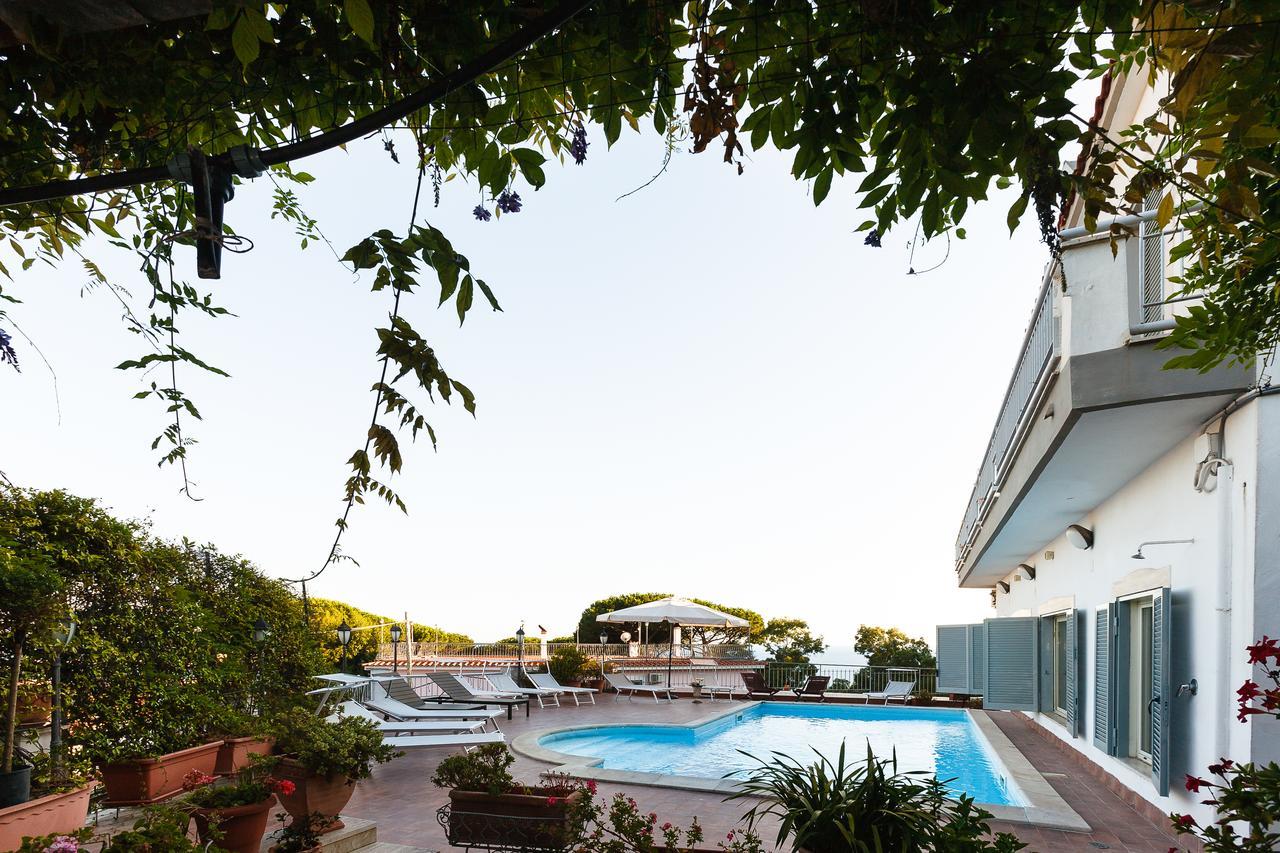 Villa Emilia Поццуолі Екстер'єр фото